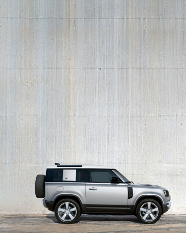 2020-Land-Rover-Defender-Distinctive-Silhouette-7