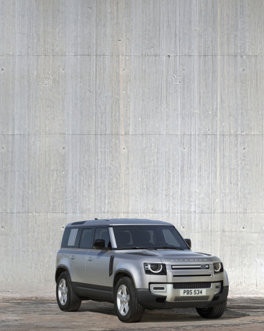 2020-Land-Rover-Defender-Distinctive-Silhouette-8