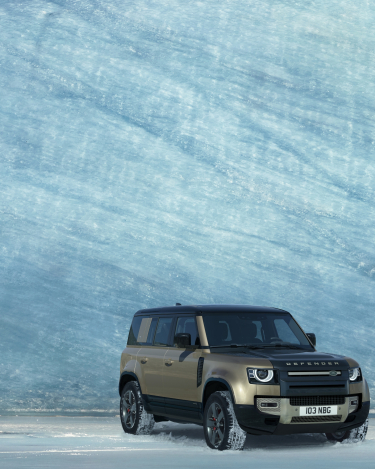 2020-Land-Rover-Defender-Distinctive-Silhouette-9