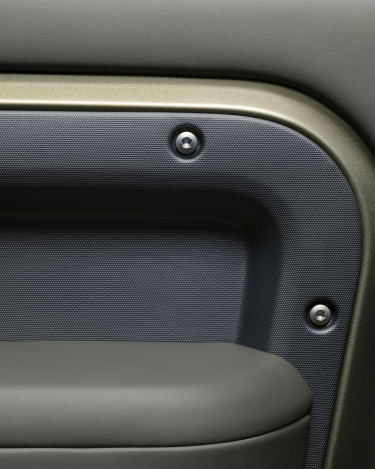 2020-Land-Rover-Defender-Interiors-8