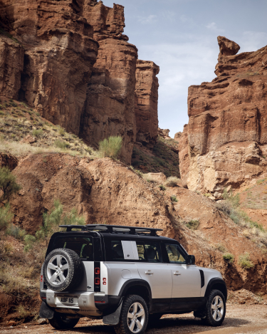 2020-Land-Rover-Defender-Off-Road-in-Kazakhstan-18