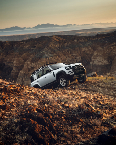 2020-Land-Rover-Defender-Off-Road-in-Kazakhstan-21