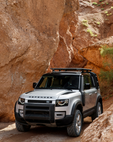 2020-Land-Rover-Defender-Off-Road-in-Kazakhstan-41