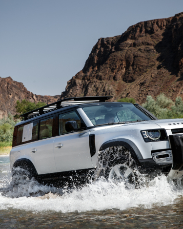 2020-Land-Rover-Defender-Off-Road-in-Kazakhstan-43