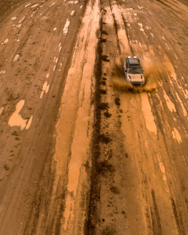 2020-Land-Rover-Defender-Off-Road-in-Kazakhstan-53