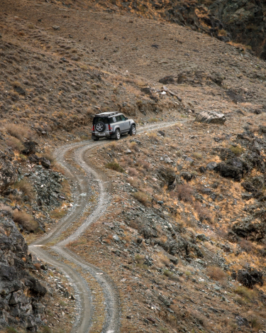 2020-Land-Rover-Defender-Off-Road-in-Kazakhstan-8