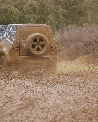 2020-Land-Rover-Defender-Tested-to-Extremes-13