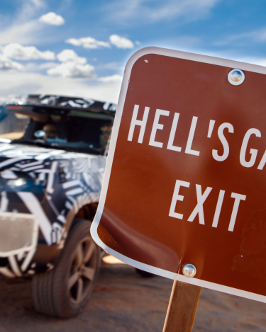 2020-Land-Rover-Defender-Tested-to-Extremes-18