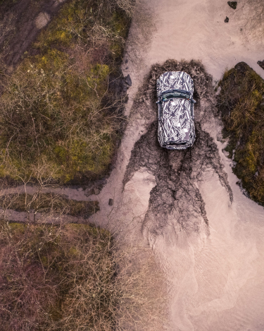 2020-Land-Rover-Defender-Tested-to-Extremes-28