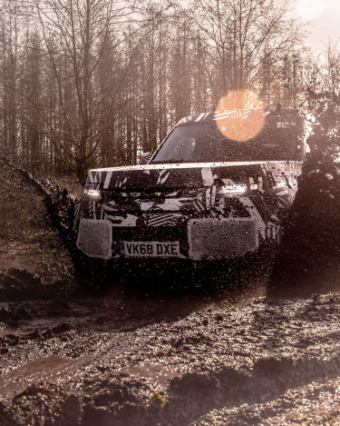 2020-Land-Rover-Defender-Tested-to-Extremes-29