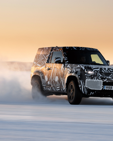 2020-Land-Rover-Defender-Tested-to-Extremes-3