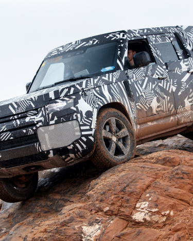 2020-Land-Rover-Defender-Tested-to-Extremes-48