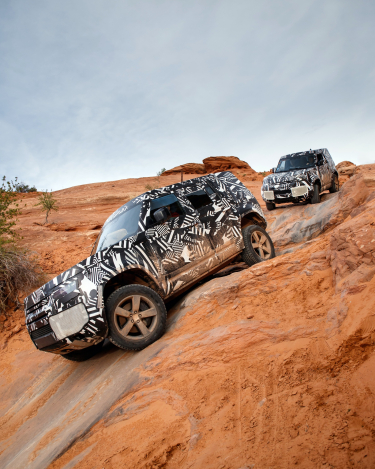 2020-Land-Rover-Defender-Tested-to-Extremes-50