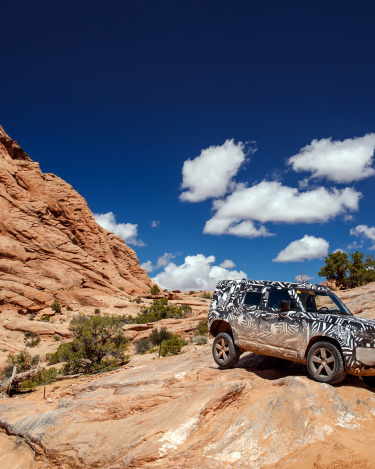 2020-Land-Rover-Defender-Tested-to-Extremes-51