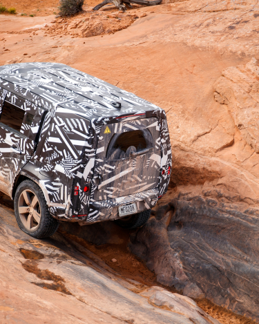 2020-Land-Rover-Defender-Tested-to-Extremes-57