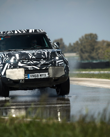 2020-Land-Rover-Defender-Tested-to-Extremes-6
