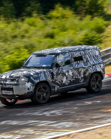 2020-Land-Rover-Defender-Tested-to-Extremes-60
