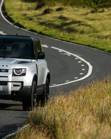 2021-Land-Rover-Defender-10