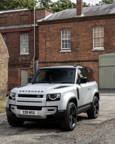 2021-Land-Rover-Defender-2