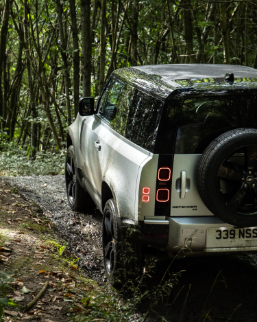 2021-Land-Rover-Defender-20