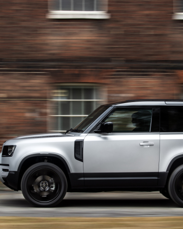 2021-Land-Rover-Defender-23