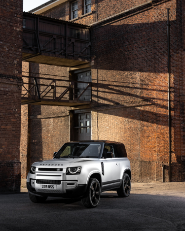 2021-Land-Rover-Defender-25