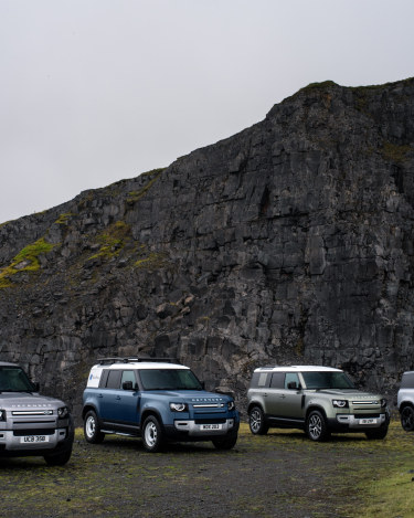 2021-Land-Rover-Defender-Family-6