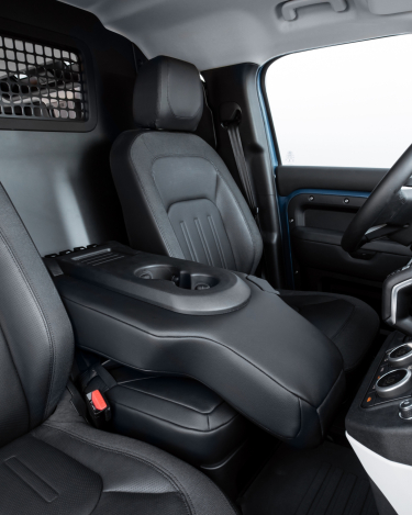 2021-Land-Rover-Defender-Hard-Top-Interiors-8
