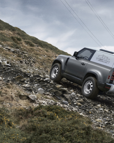 2021-Land-Rover-Defender-Hard-Top-8