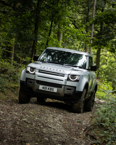 2021-Land-Rover-Defender-X-12