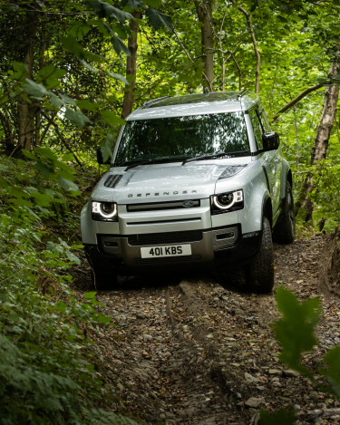 2021-Land-Rover-Defender-X-8