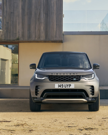 2021-Land-Rover-Discovery-24