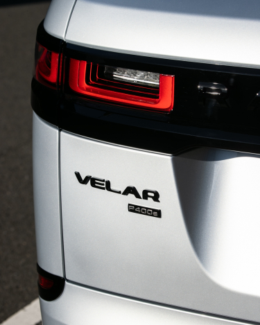 2021-Range-Rover-Velar-Interiors-1