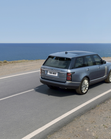 2021-Range-Rover-2