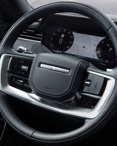 RR_22MY_01_AB_P400_LWB_INTERIOR_070422