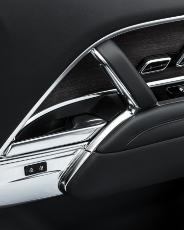 RR_22MY_05_AB_P400_LWB_INTERIOR_070422