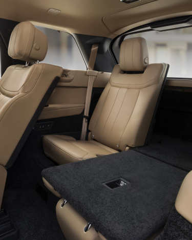 RR_22MY_19_SE_P400_LWB_INTERIOR_070422