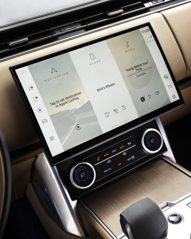 RR_22MY_23_SE_P400_LWB_INTERIOR_070422