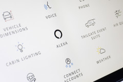 RR_22MY_15_HSE_D350_SWB_INTERIOR_070422