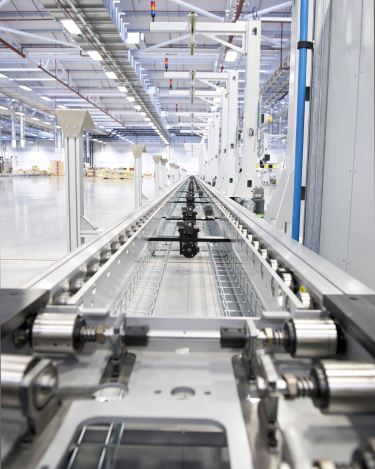 Jaguar-Land-Rover-Engine-Manufacturing-Center-15