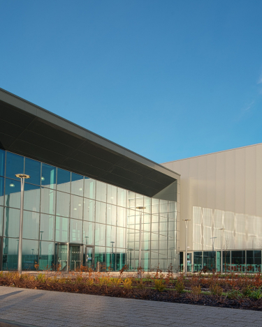 Jaguar-Land-Rover-Engine-Manufacturing-Center-3
