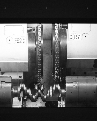 Jaguar-Land-Rover-Engine-Manufacturing-Center-4