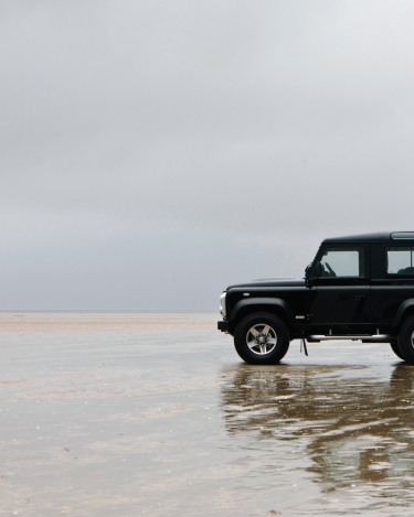 lr_defender_svx_26_hr_b081