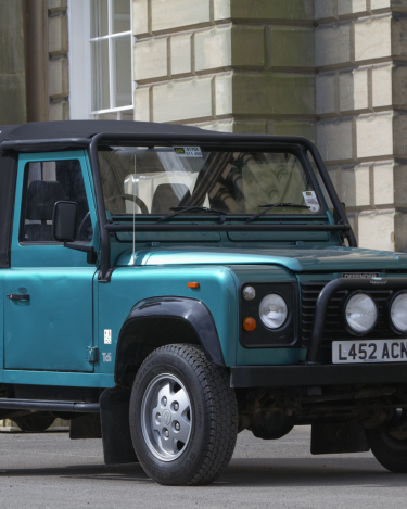Land-Rover-Defender-Through-the-years-142