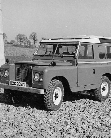 Land-Rover-Defender-Through-the-years-149