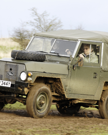 Land-Rover-Defender-Through-the-years-64