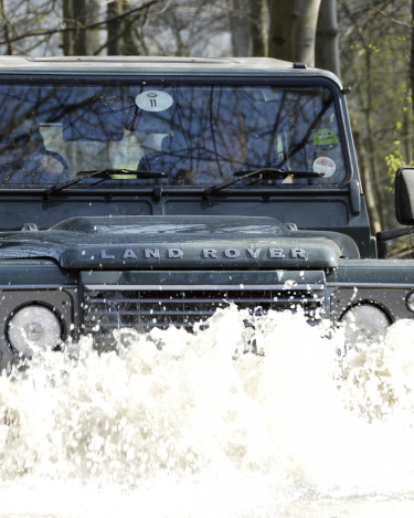 Land-Rover-Defender-Through-the-years-66