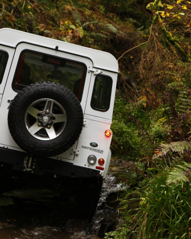 Land-Rover-Defender-Through-the-years-82