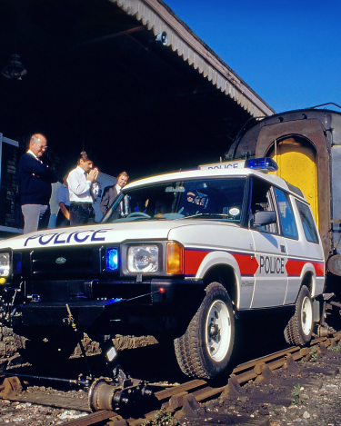 Land-Rover-Discovery-Heritage-22