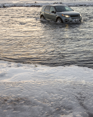 Land-Rover-Discovery-Sport-in-Iceland-Media-Drive-54